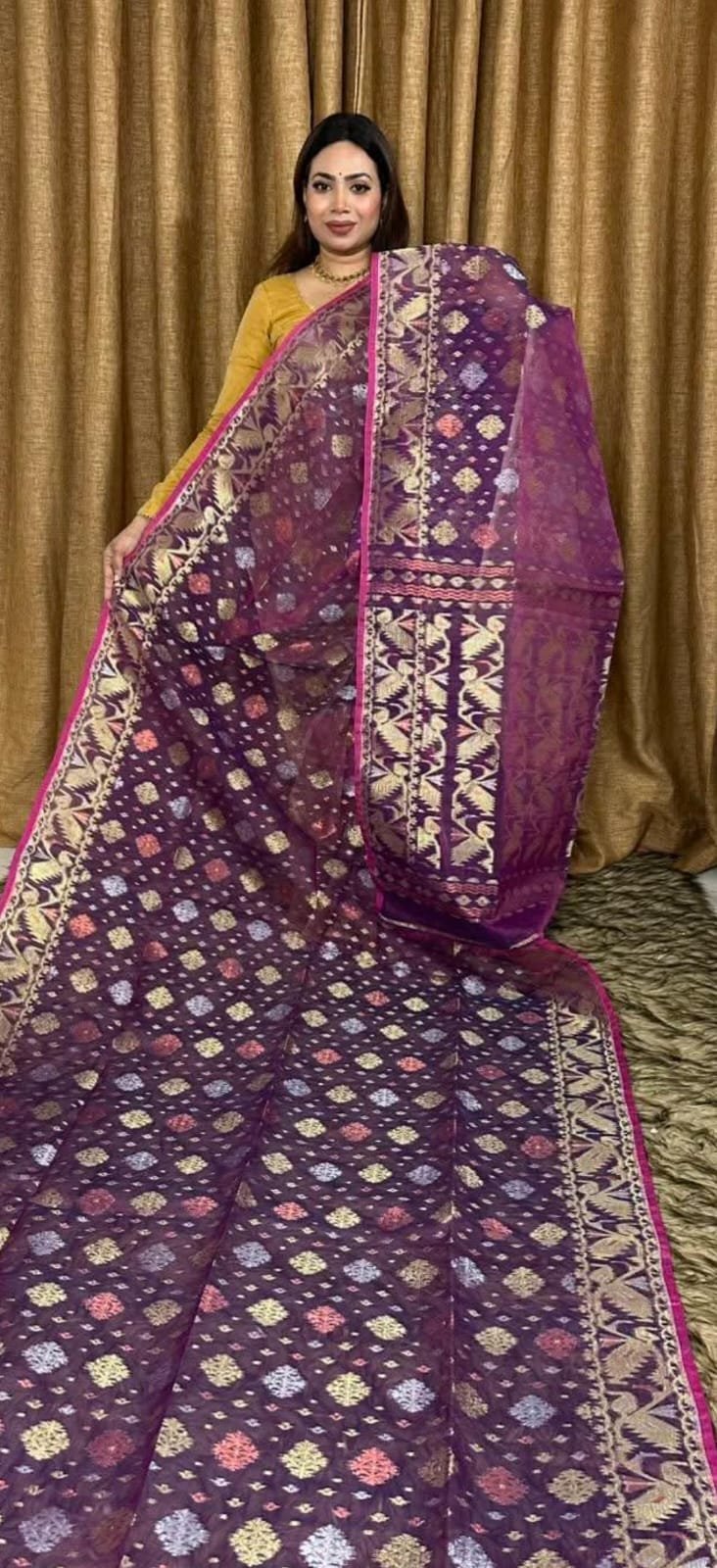 purple handloom Dhakai Jamdani saree